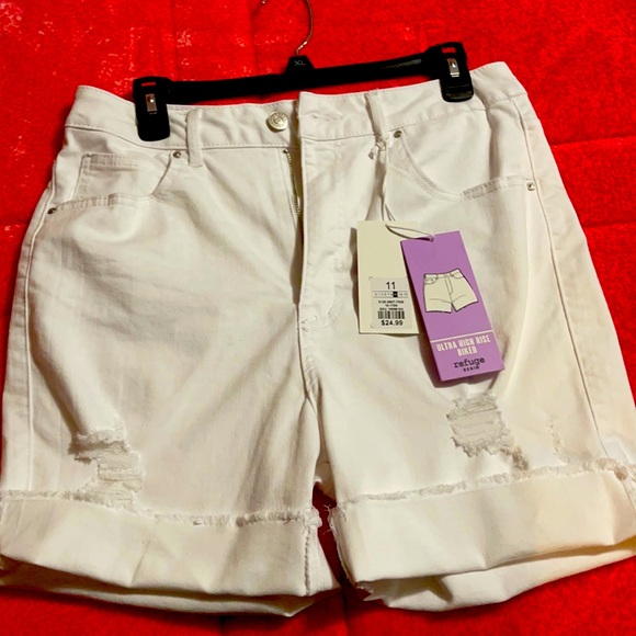 Pants - Beautiful women shorts